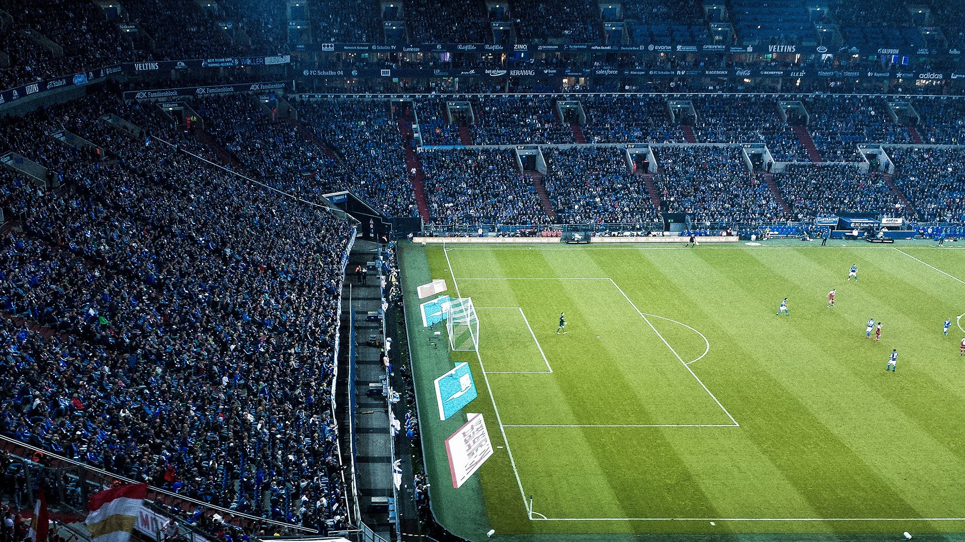 九游（jiuyou.com）游戏-未来联盟：虚拟实境（VR）和AR技术带来沉浸式观赛革命，未来世界vr体验馆怎么样