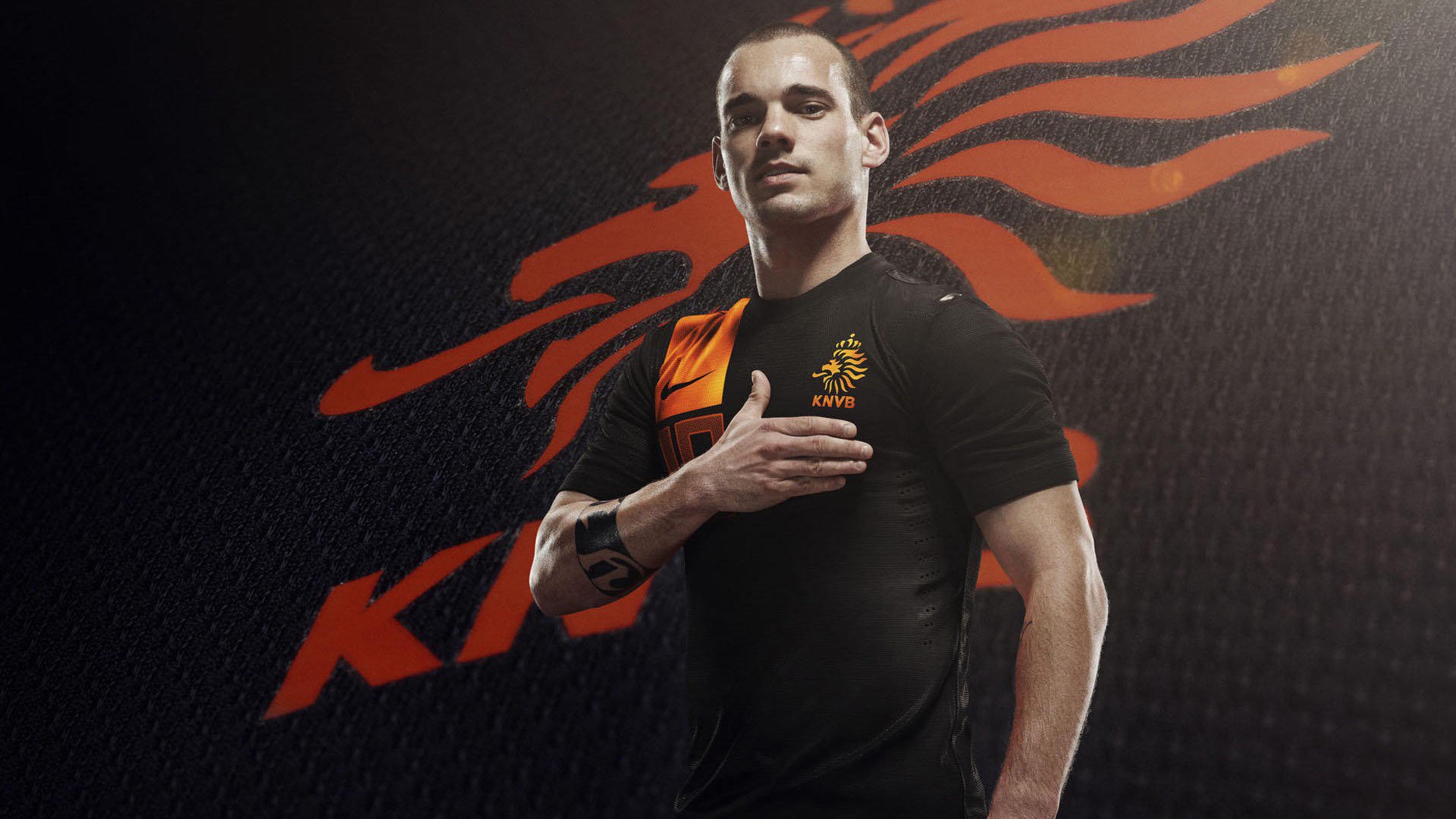 九游正版官网-莱万个人进球超200，德甲历史射手王再创新高，莱万本赛季德甲进球数