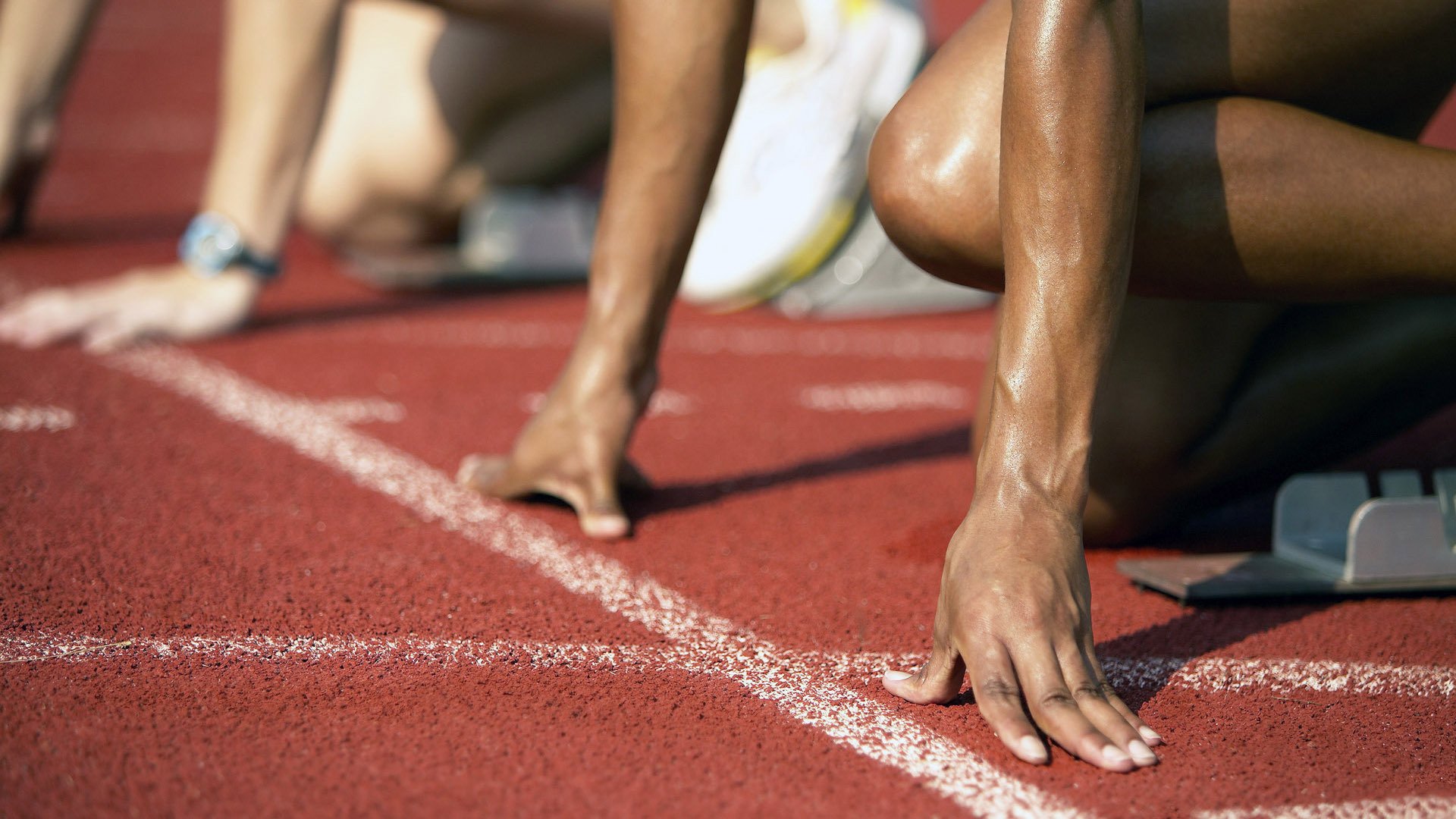 西甲不断调整战术，精彩场面频出引爆现场，西甲局势